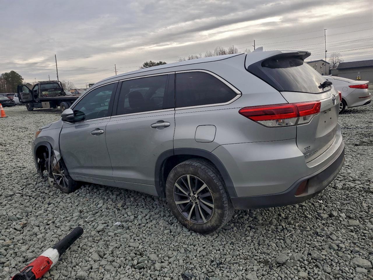 Toyota Highlander Se Image 2