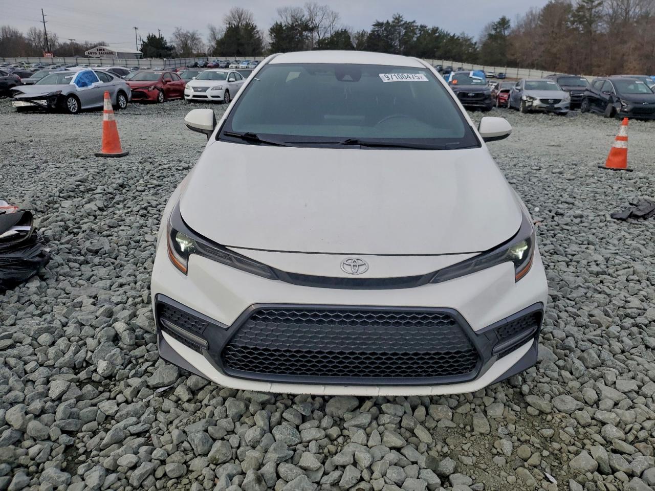 Toyota Corolla Se Image 5