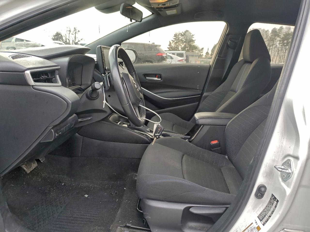 Toyota Corolla Se Image 8