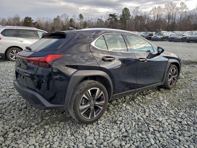 Lexus Ux 200 Image 3