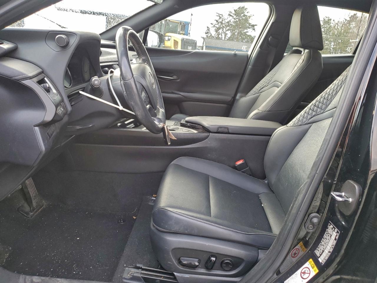 Lexus Ux 200 Image 6