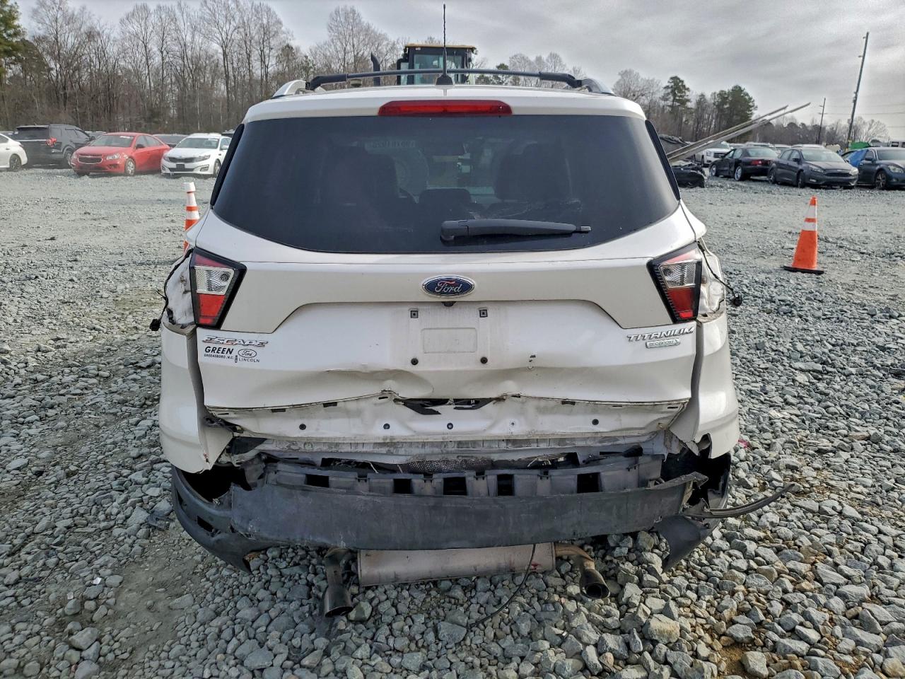 Ford Escape Titanium Image 7