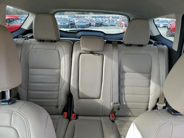 Ford Escape Titanium Image 14