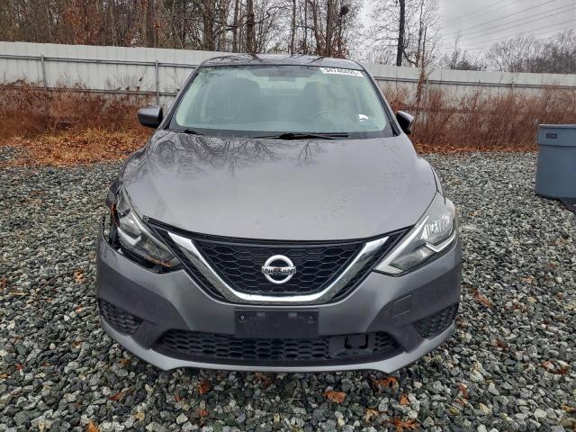 Nissan Sentra S Image 10