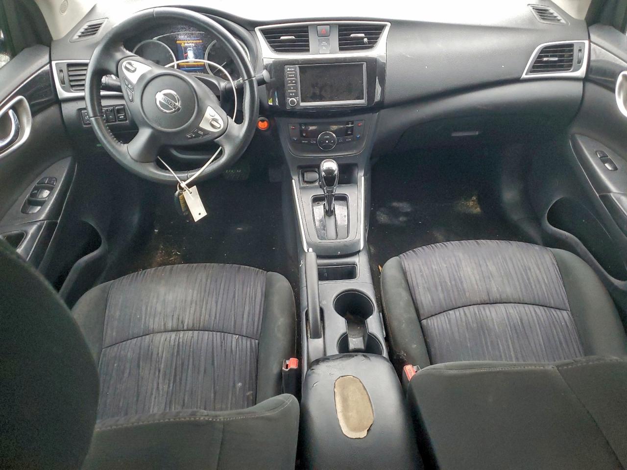 Nissan Sentra S Image 6