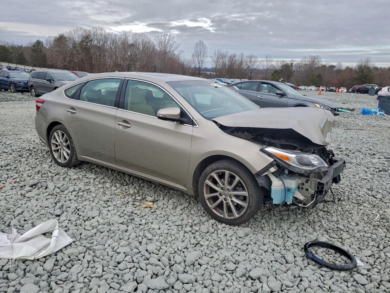 Toyota Avalon Base Image 5