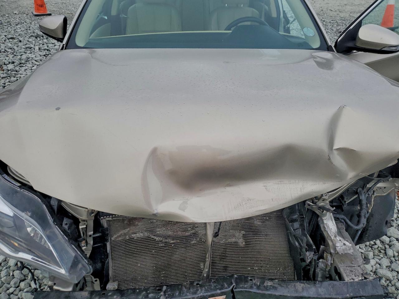 Toyota Avalon Base Image 12