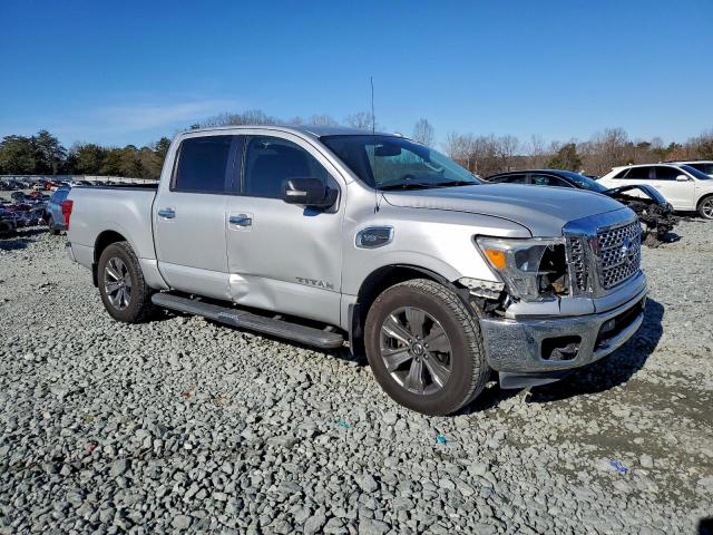Nissan Titan Sv Image 12