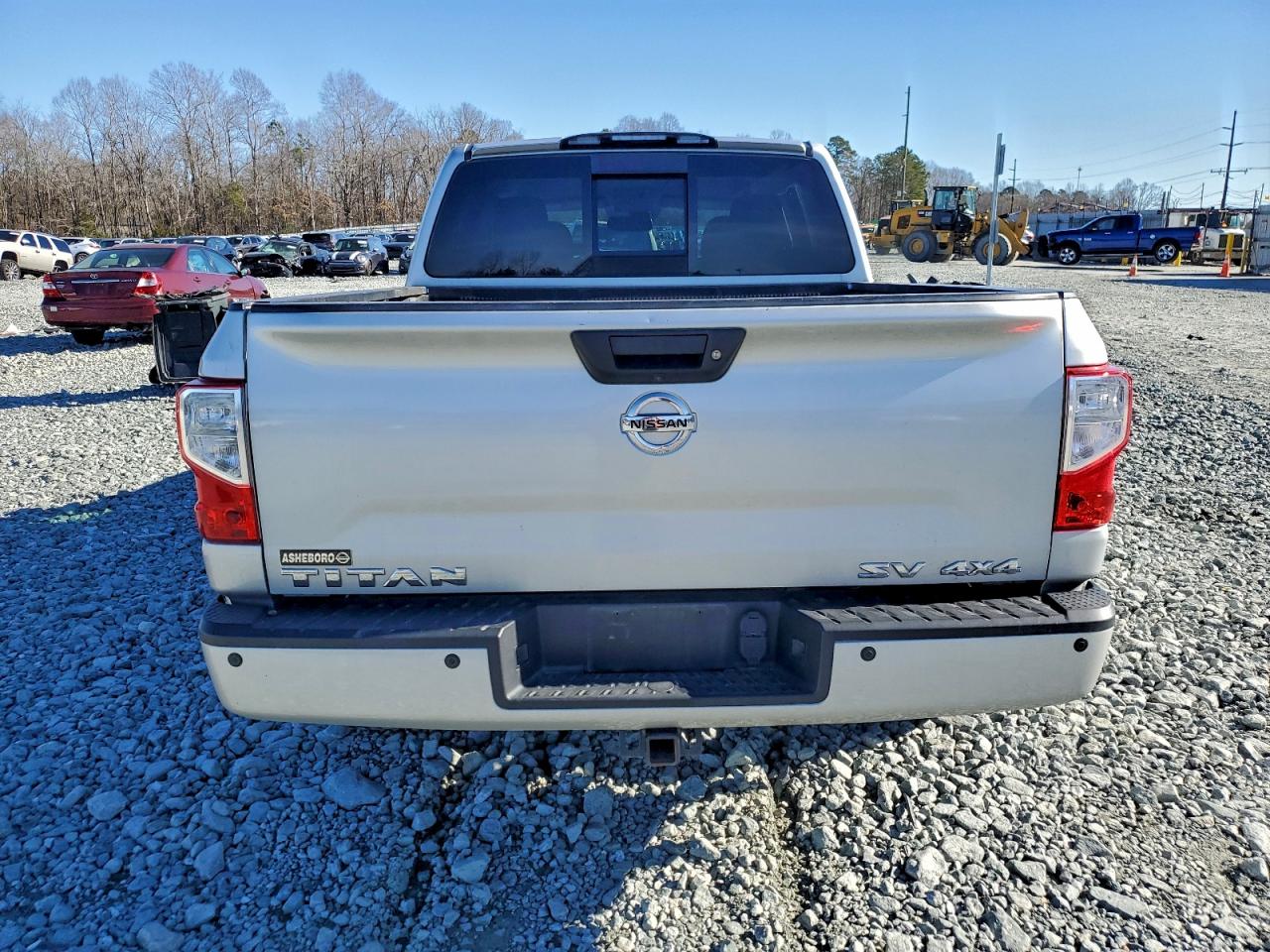 Nissan Titan Sv Image 8