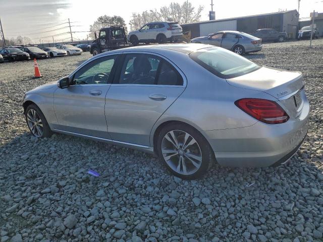 Mercedes-Benz C-Class 300 4matic Image 2