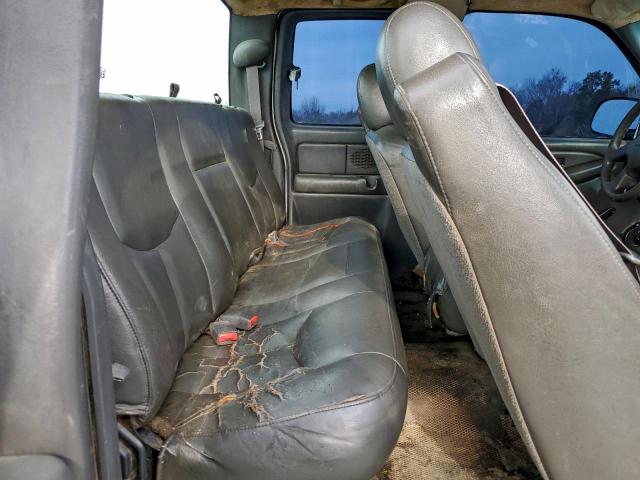 Chevrolet Silverado C2500 Heavy Duty Image 8