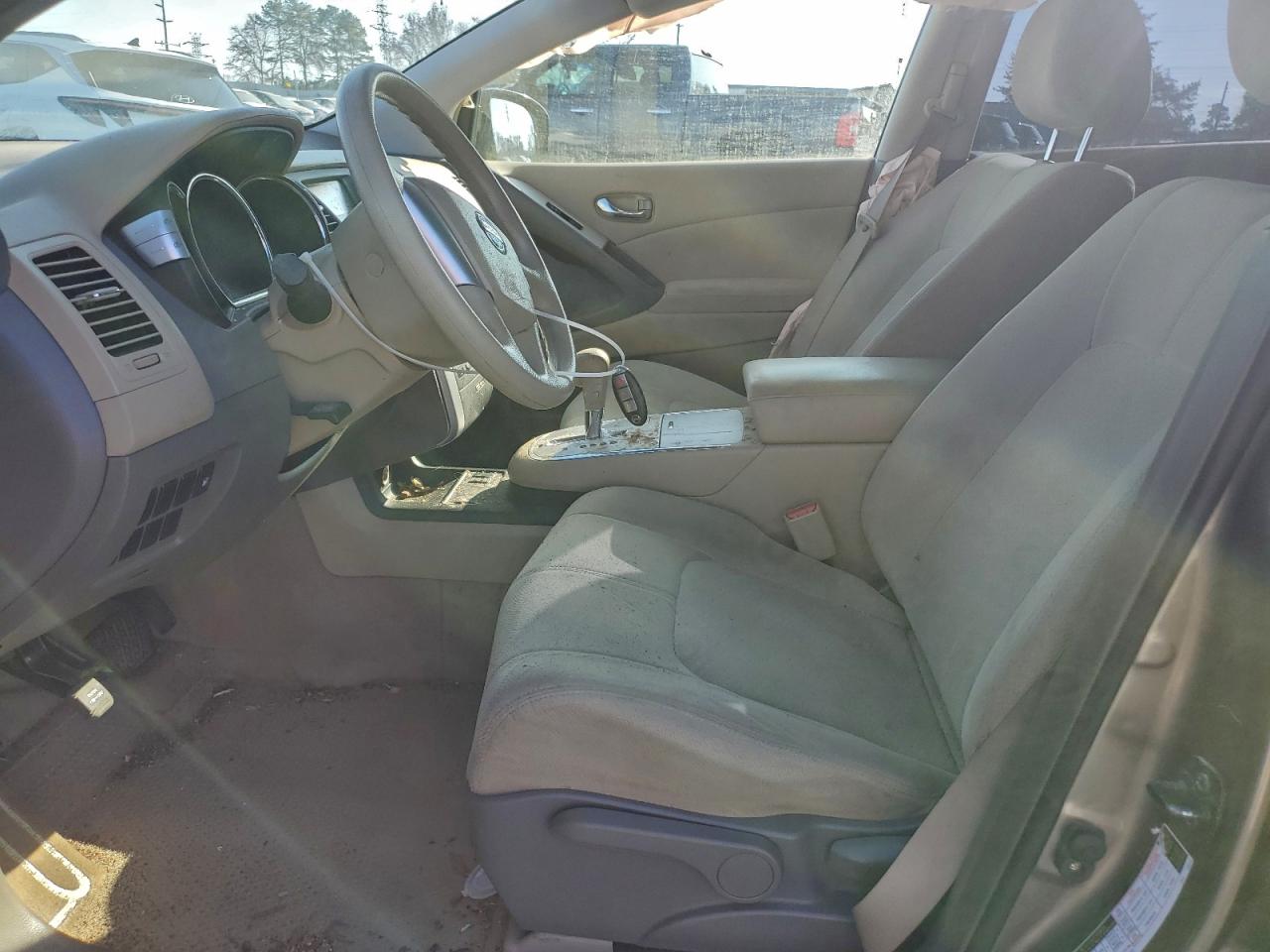 Nissan Murano S Image 4