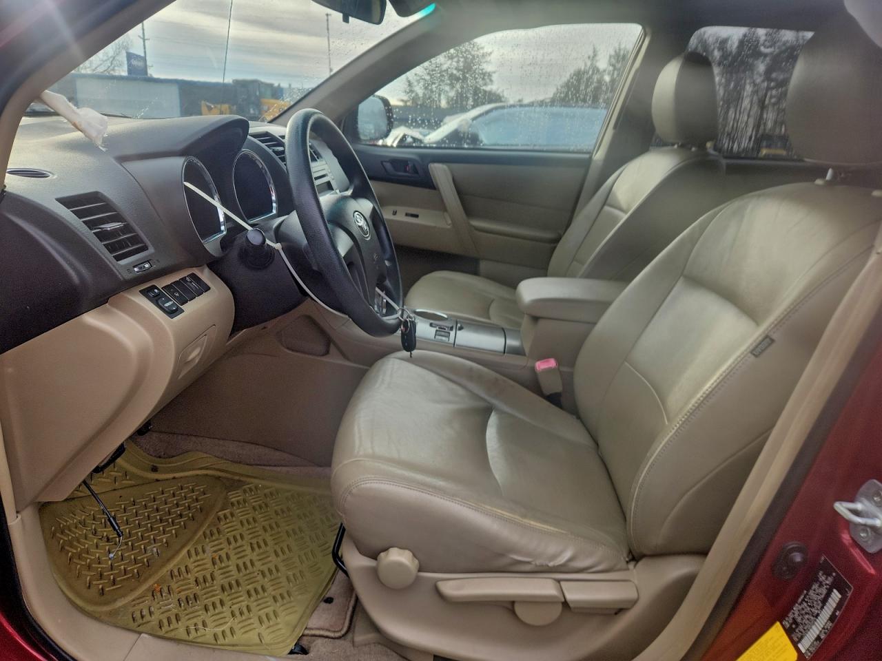 Toyota Highlander Image 3