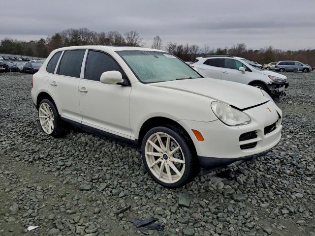 Porsche Cayenne S Image 4