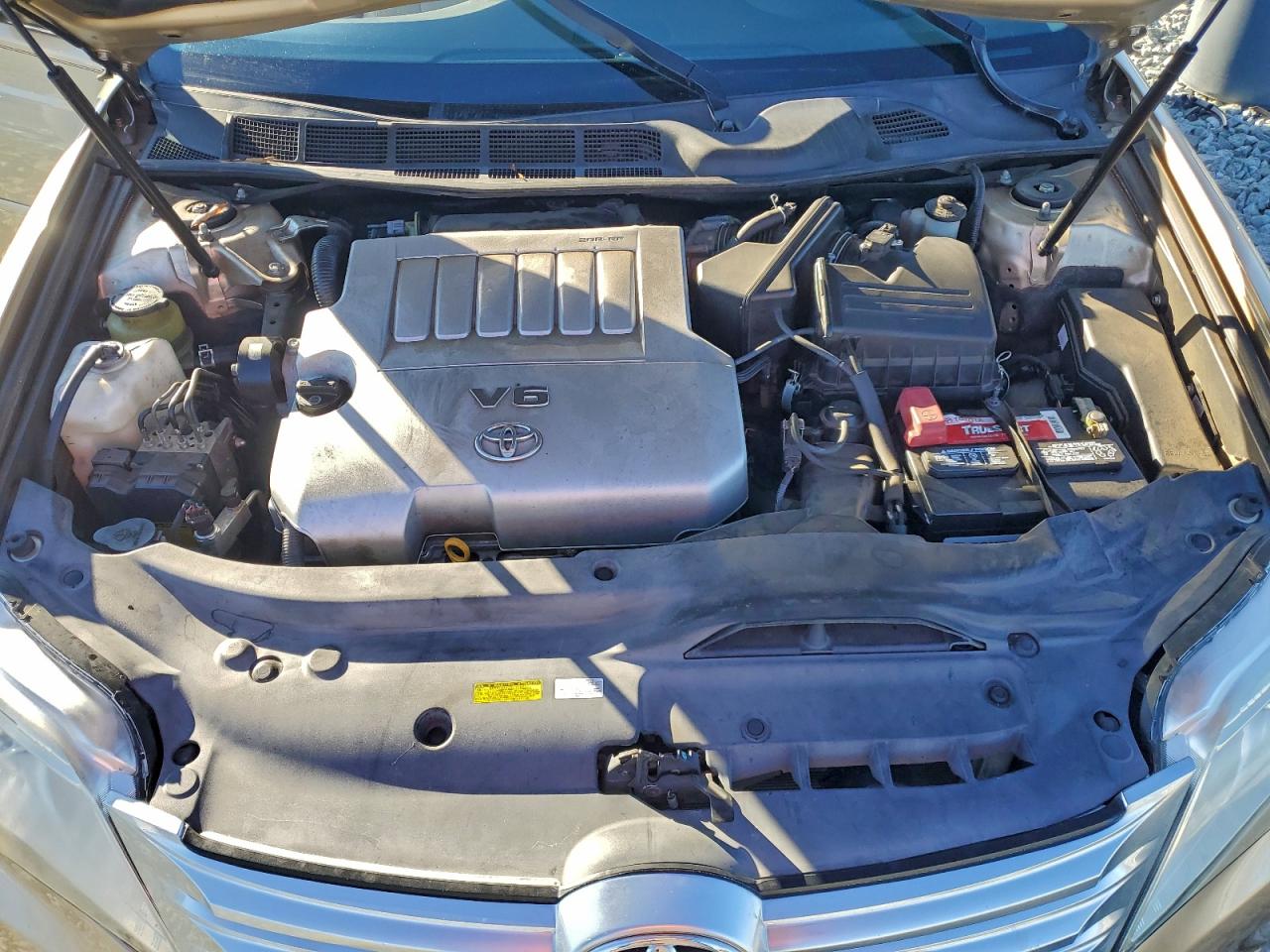Toyota Avalon Base Image 10