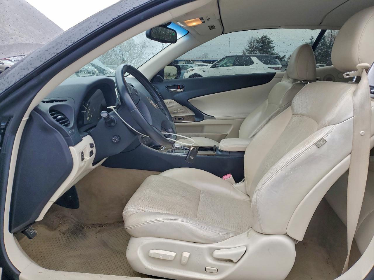 Lexus Is 250 Image 10