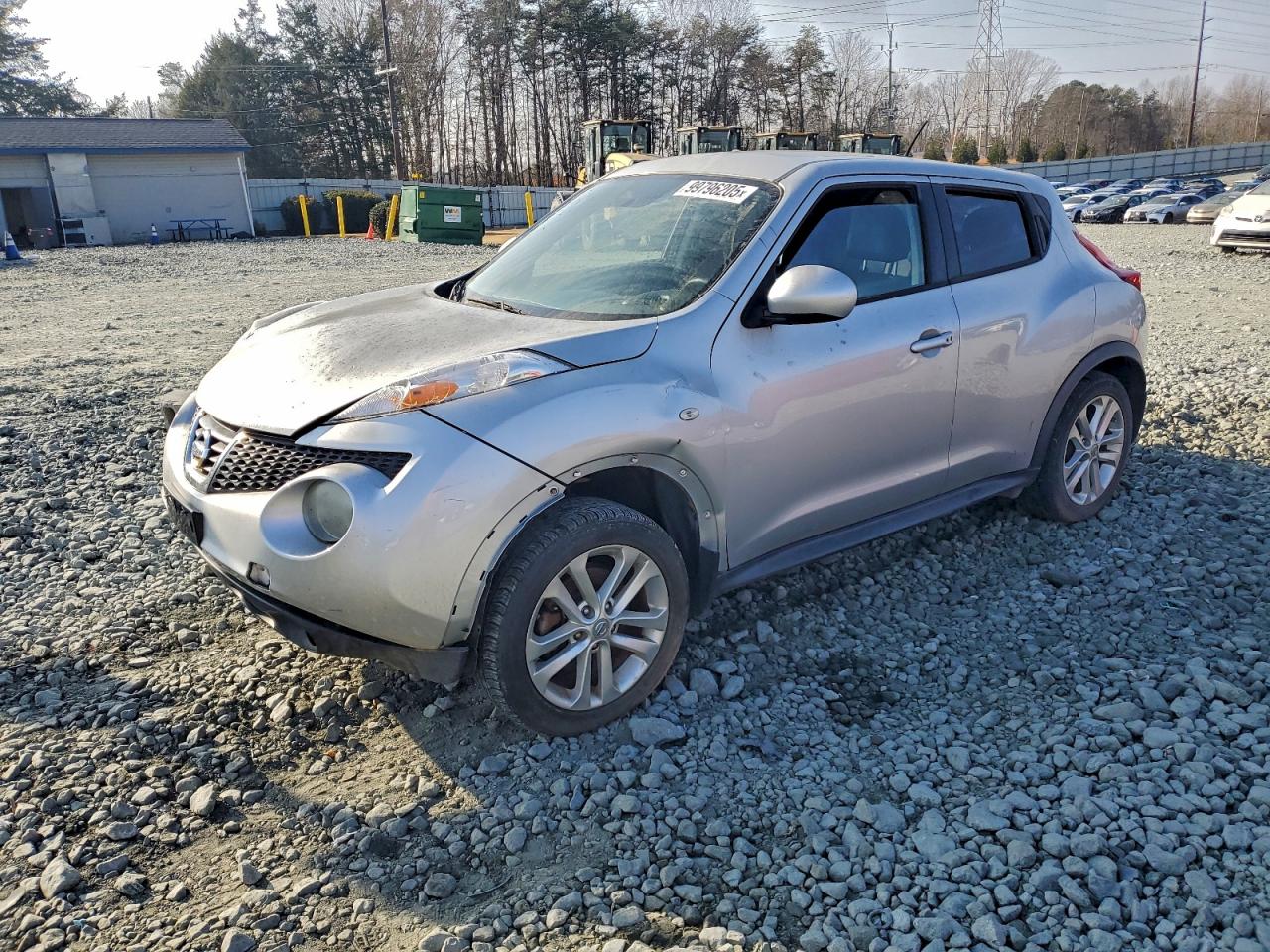 Nissan JUKE S Image 1