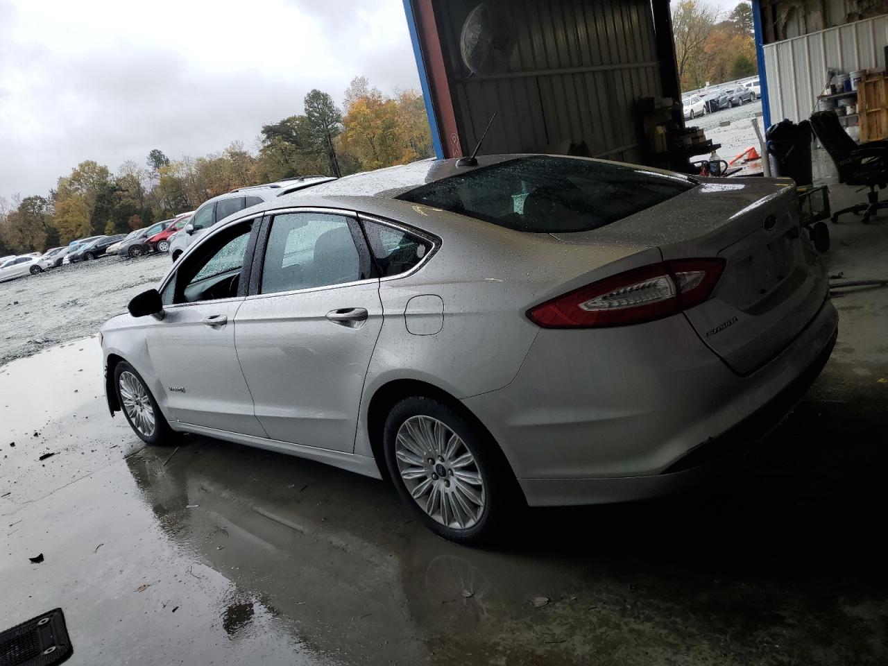 Ford Fusion Se Hybrid Image 2