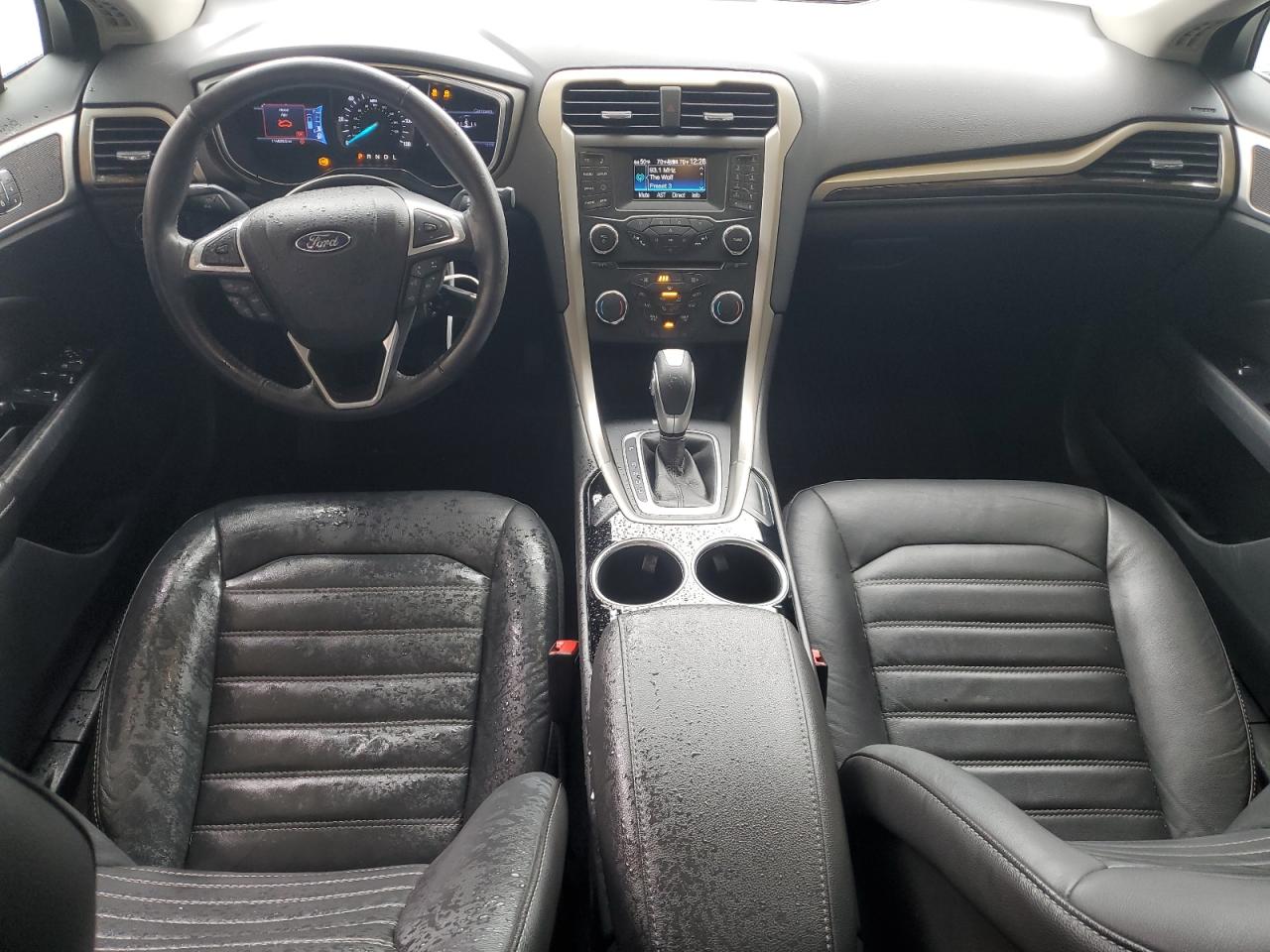 Ford Fusion Se Hybrid Image 12