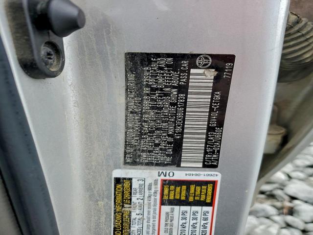 Toyota Camry Se Image 12