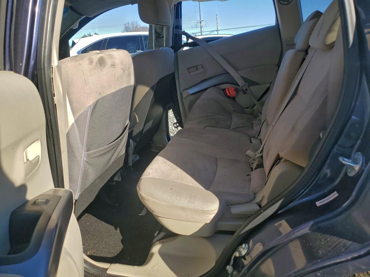 Mitsubishi Outlander Ls Image 6