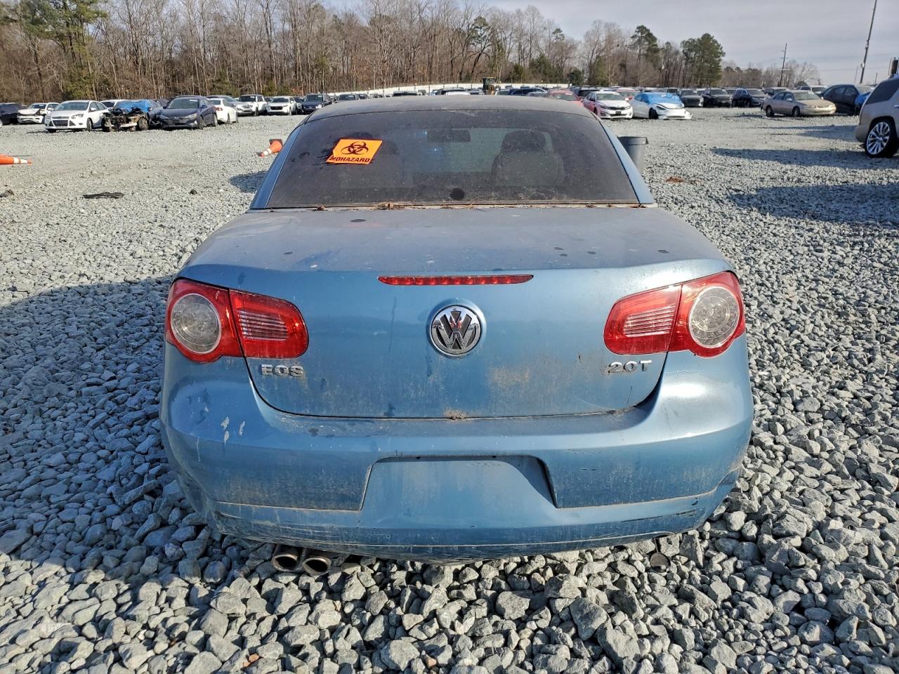 Volkswagen Eos Base Image 9