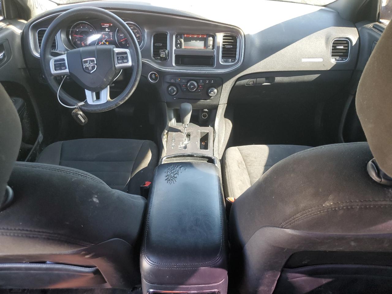 Dodge Charger Se Image 5