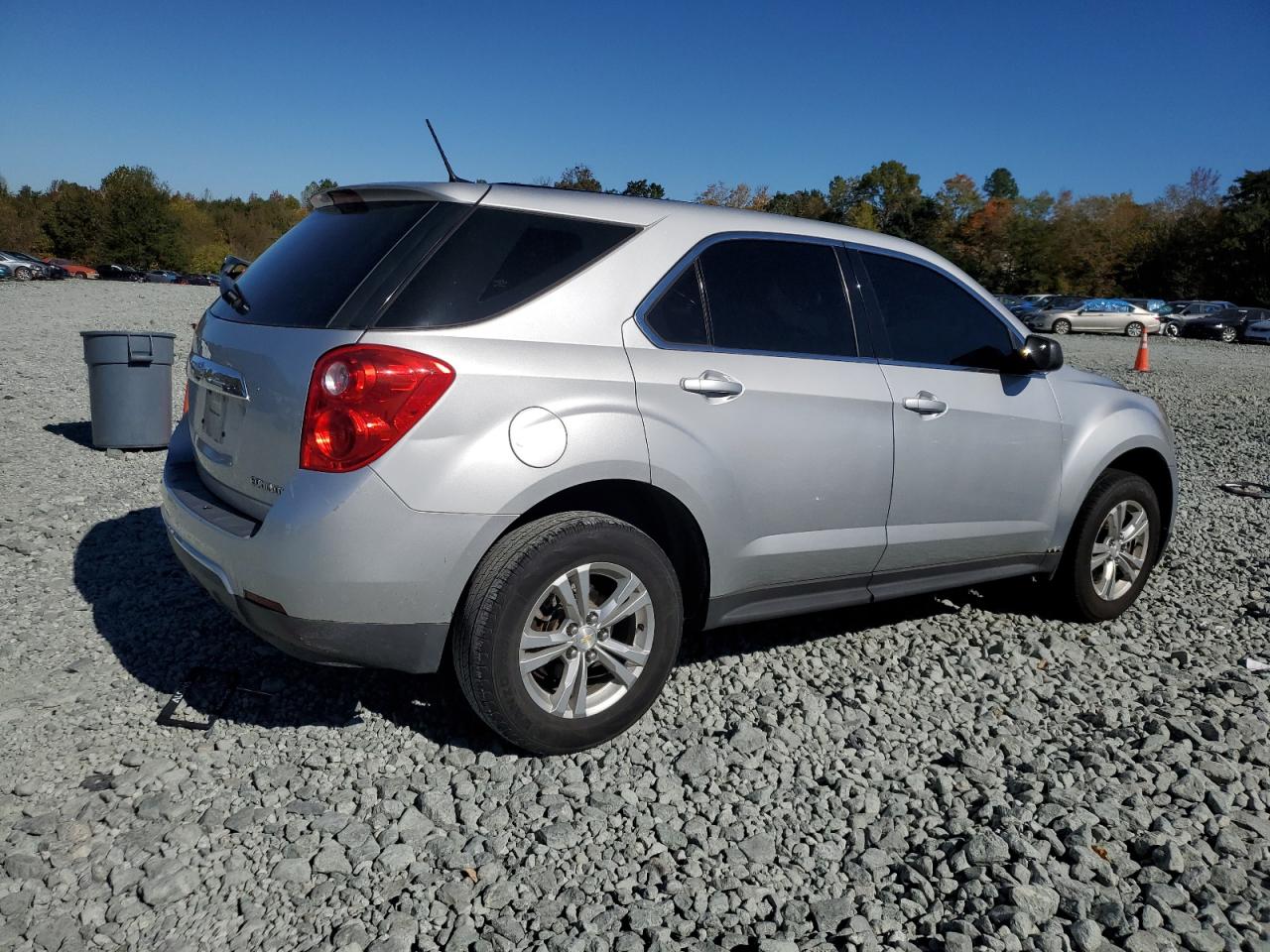 Chevrolet Equinox Ls Image 12