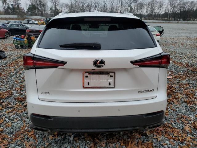 Lexus NX 300 Base Image 12