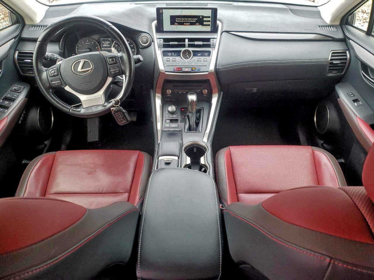 Lexus NX 300 Base Image 8