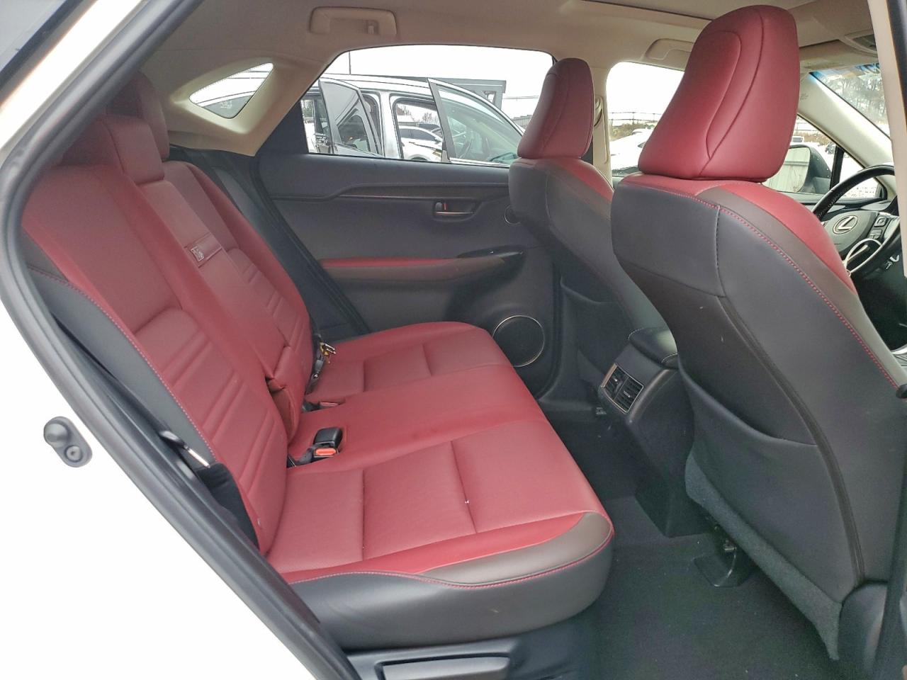 Lexus NX 300 Base Image 10