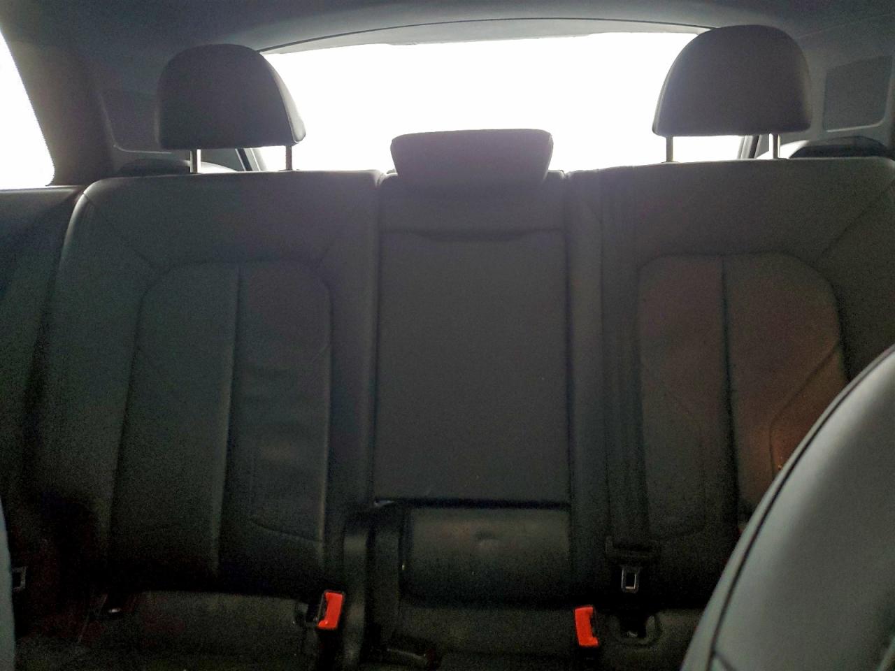 Audi Q3 Premium Image 13