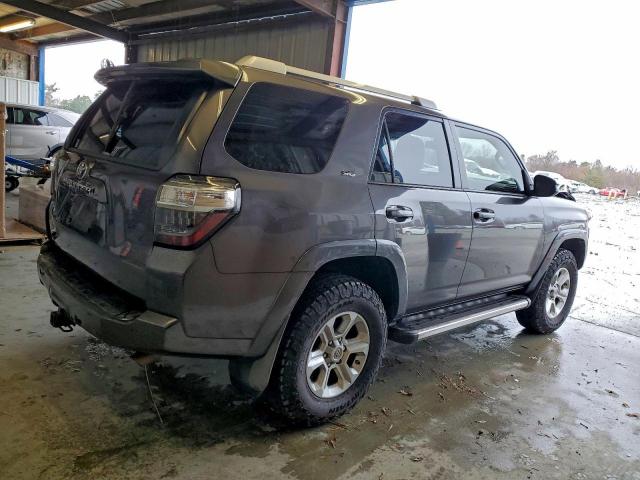 Toyota 4Runner Sr5 Image 2