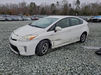  Salvage Toyota Prius