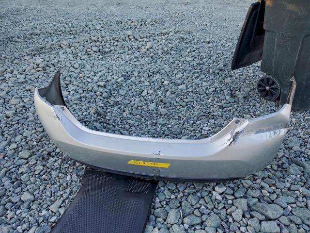 Toyota Corolla L Image 12