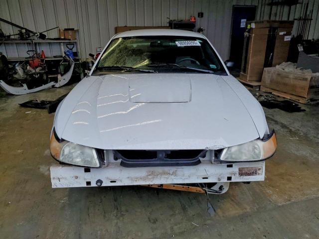 Ford Mustang Image 4