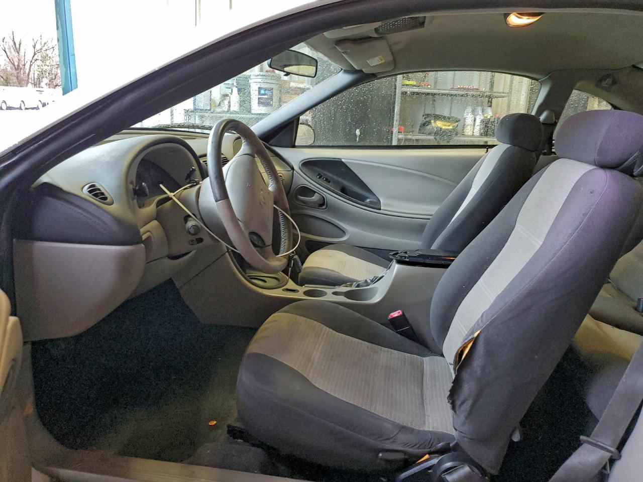 Ford Mustang Image 5