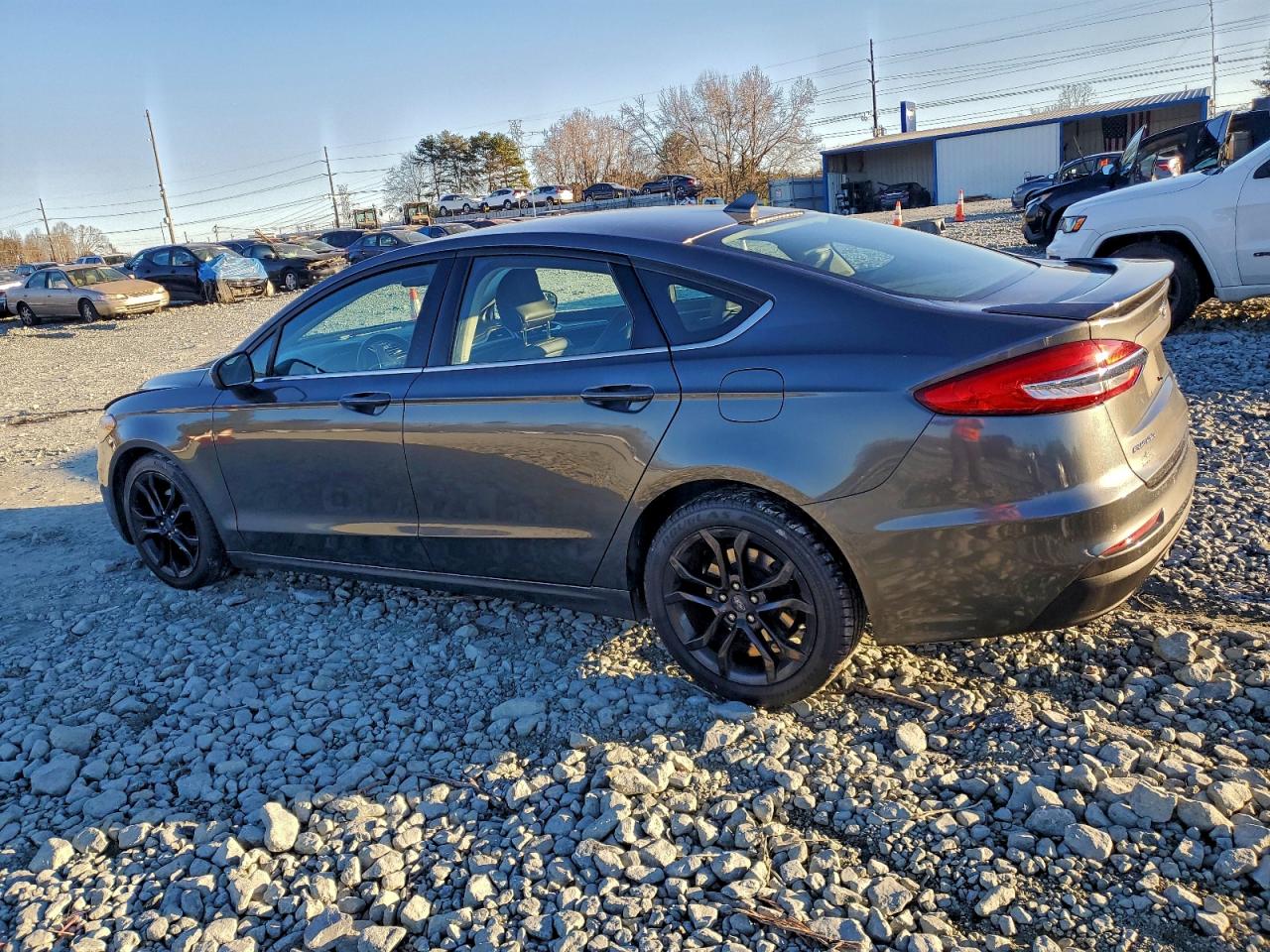 Ford Fusion Se Image 4