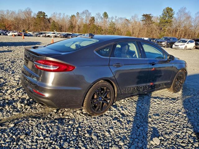Ford Fusion Se Image 3