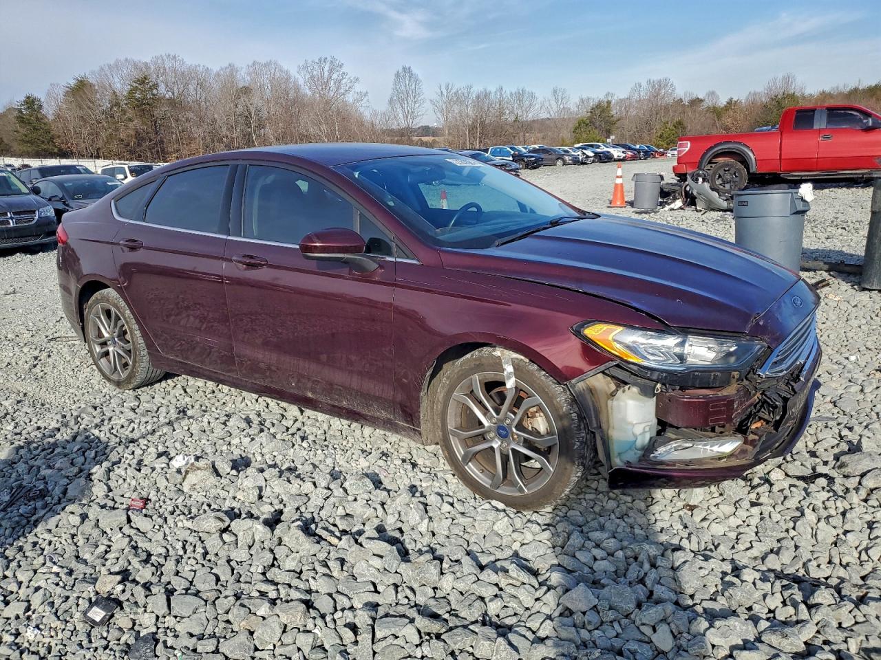 Ford Fusion S Image 2