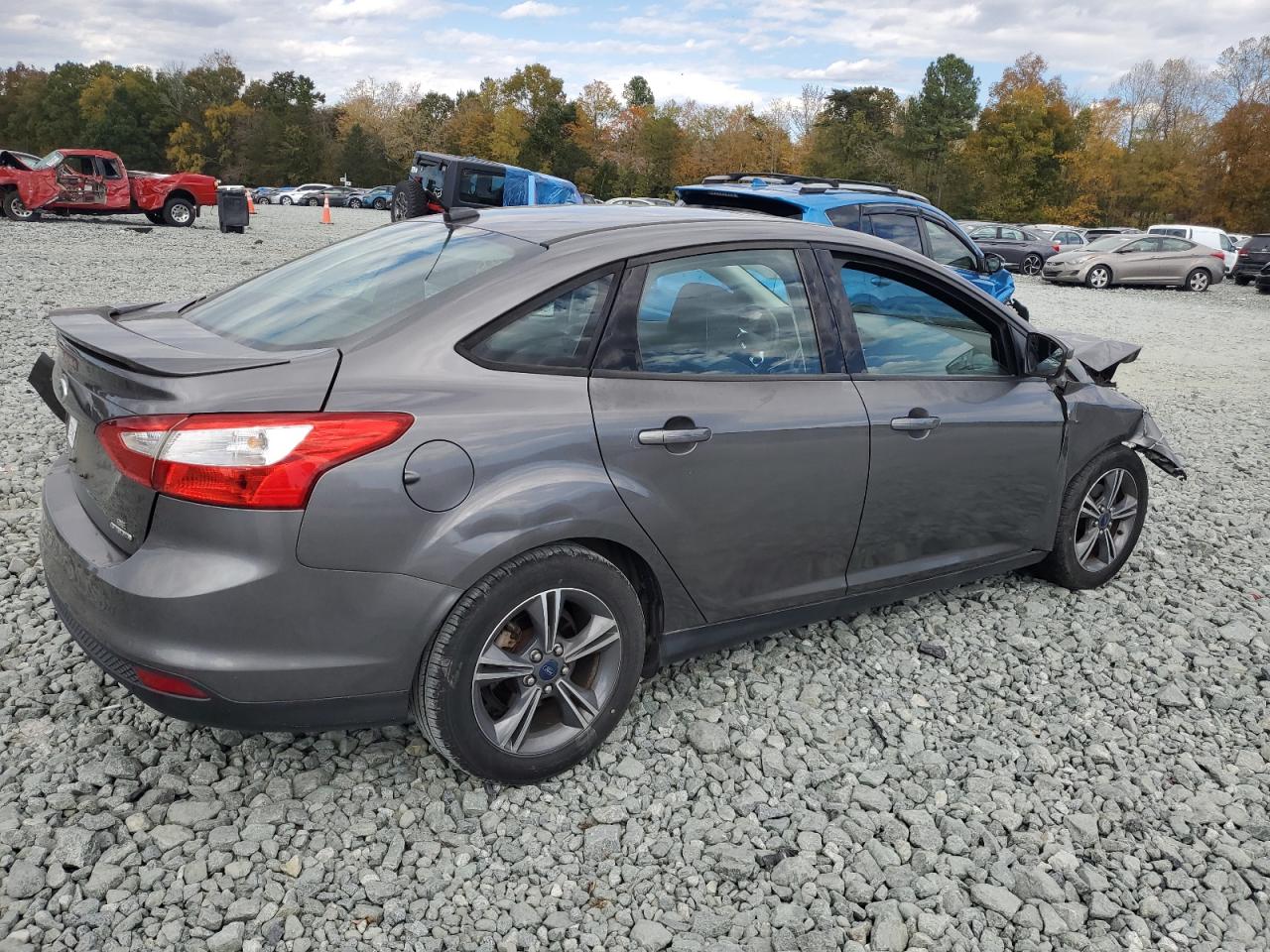 Ford Focus Se Image 6