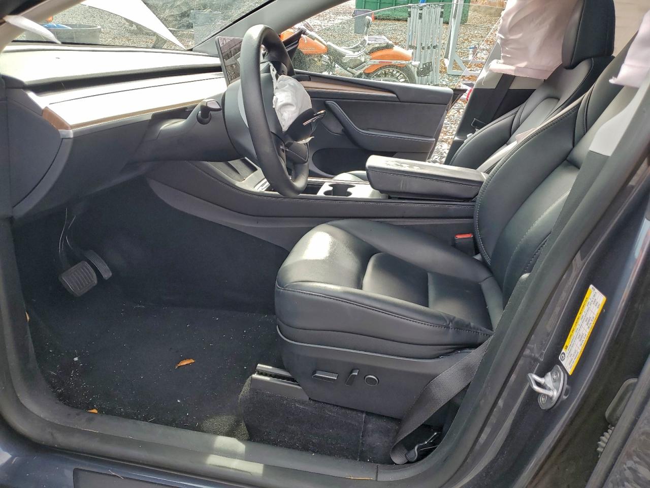 Tesla Model Y Image 6