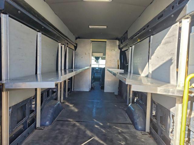 Ford Transit T-250 Image 9