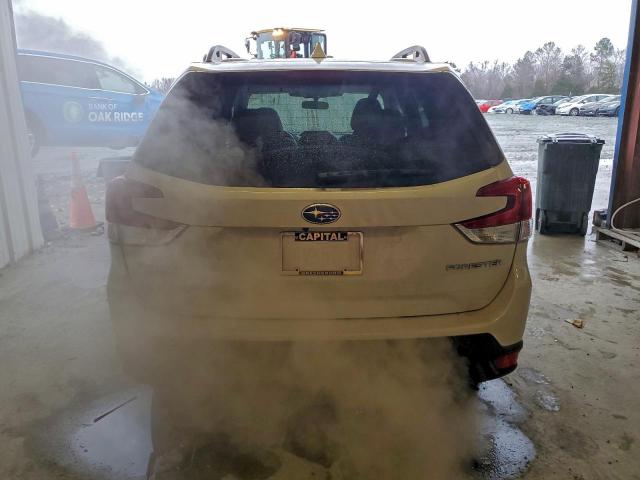 Subaru Forester Premium Image 11