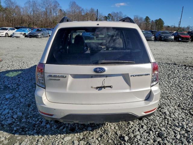 Subaru Forester 2.5x Premium Image 8