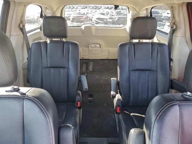 Chrysler Minivan Touring Image 6