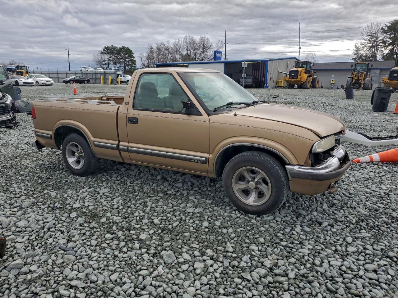 Chevrolet S-10 S10 Image 2