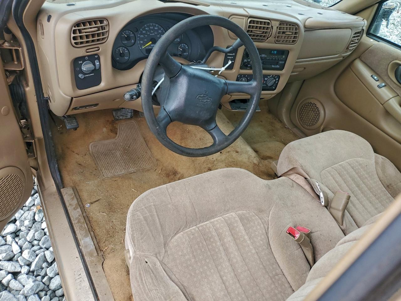 Chevrolet S-10 S10 Image 9