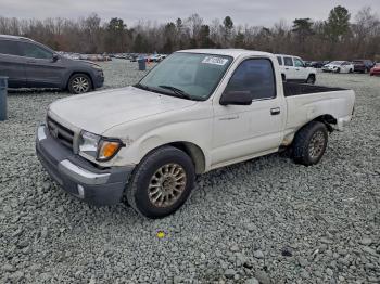  Salvage Toyota Tacoma