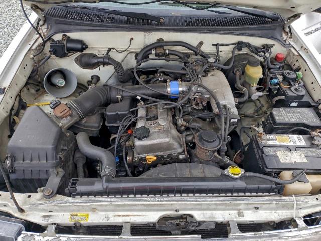 Toyota Tacoma Image 4